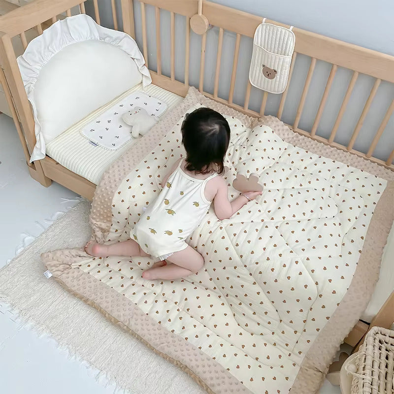 ZidSoft 100% Cotton Quilt Blanket with Mink Dots